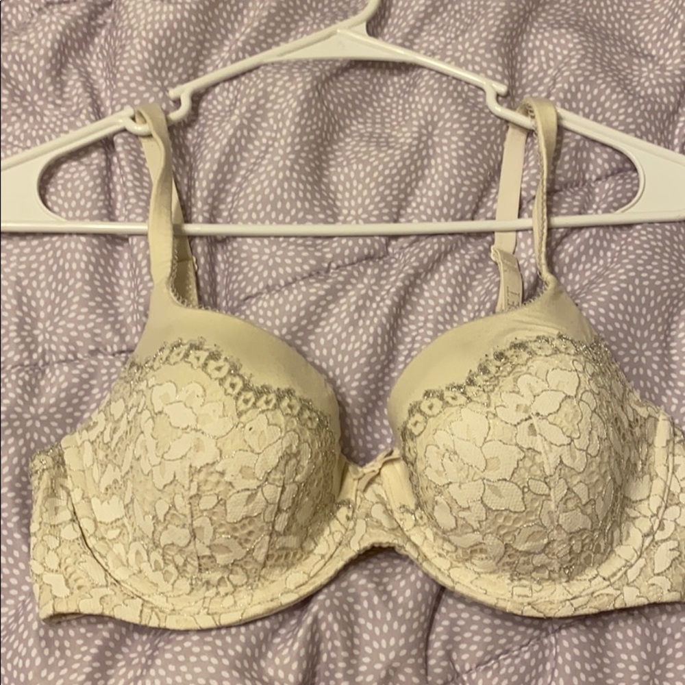 Victoria’s Secret bra
